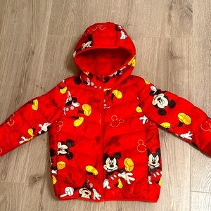 Like new Disney Red Mickey Mouse Kids Puffer Jacket for 6-8 years old